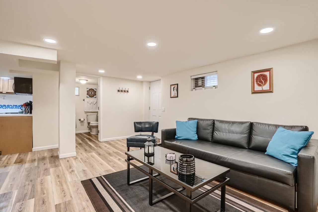 Sloans Lake Getaway - Basement Apartment Near Broncos And Downtown Denver 莱克伍德 外观 照片