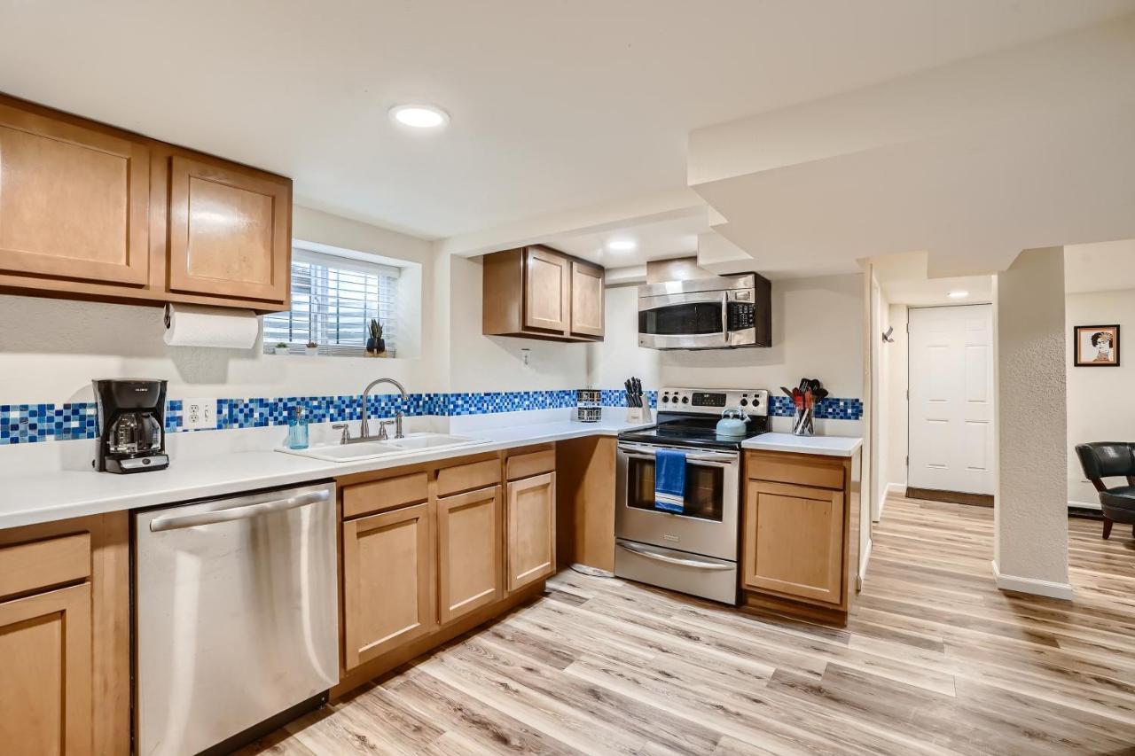 Sloans Lake Getaway - Basement Apartment Near Broncos And Downtown Denver 莱克伍德 外观 照片