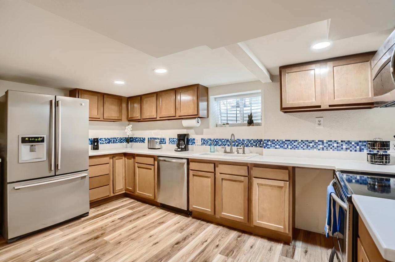 Sloans Lake Getaway - Basement Apartment Near Broncos And Downtown Denver 莱克伍德 外观 照片